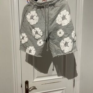Men's Gray Shorts